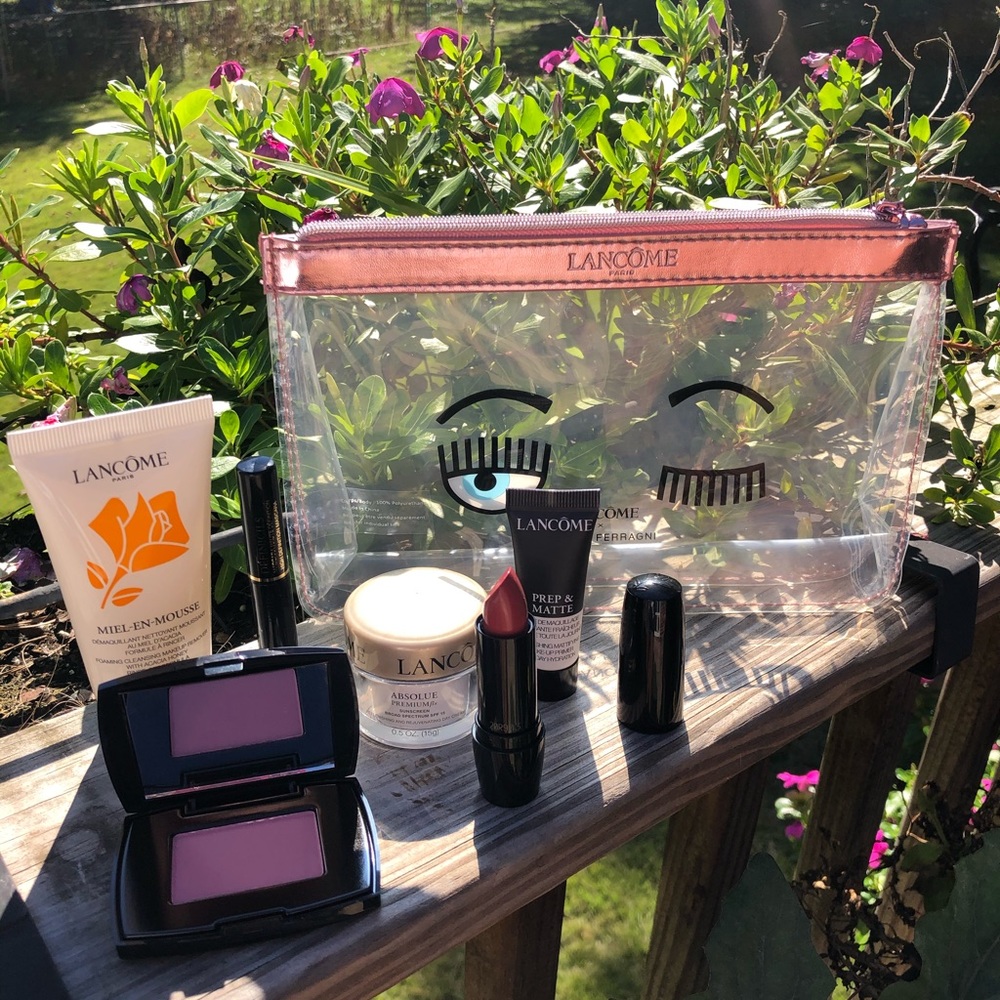 BNWT 7-piece Lancome beauty & makeup set